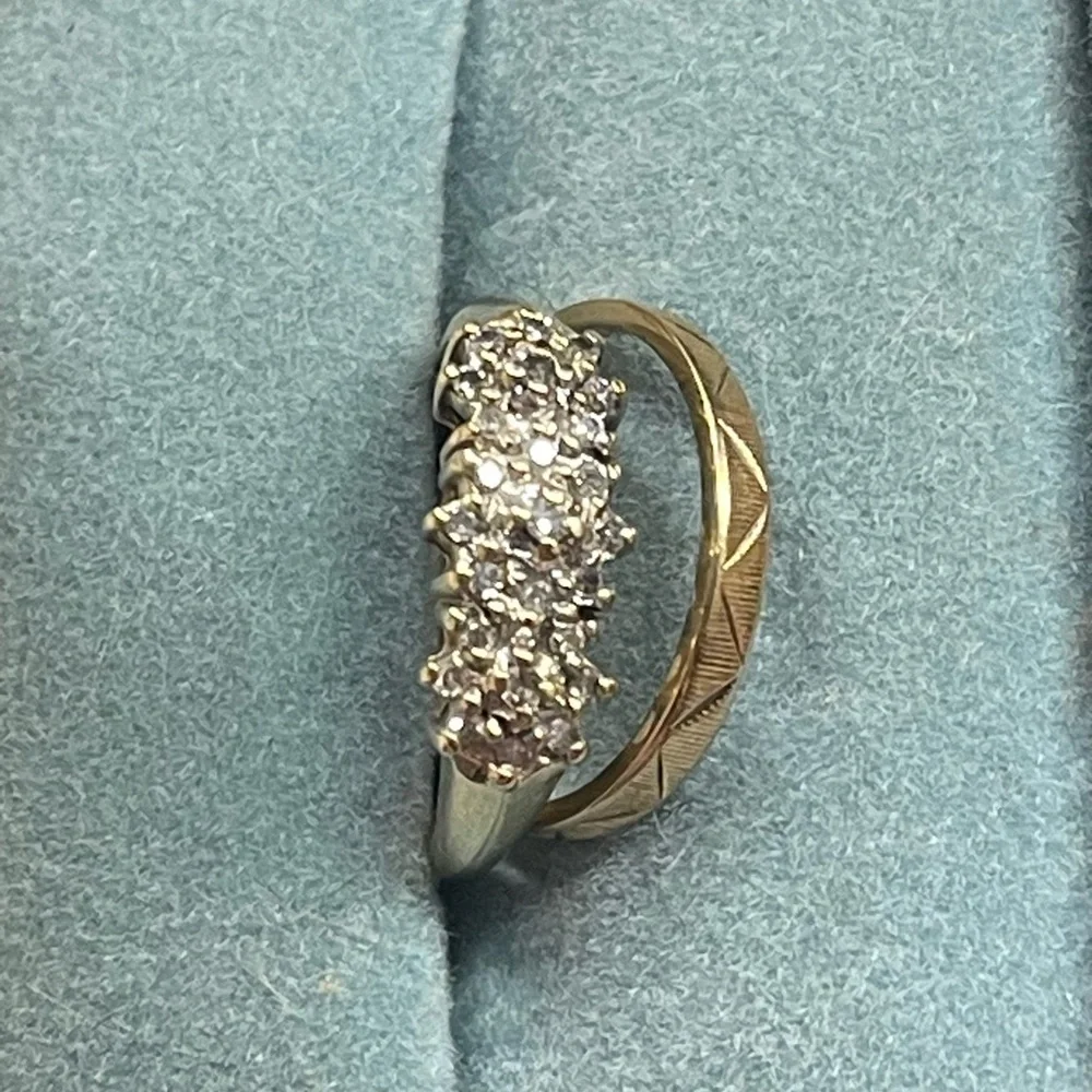 10k gold ring set with genuine diamonds cluster ring can be wedding ring size 6 - Picture 3 of 12